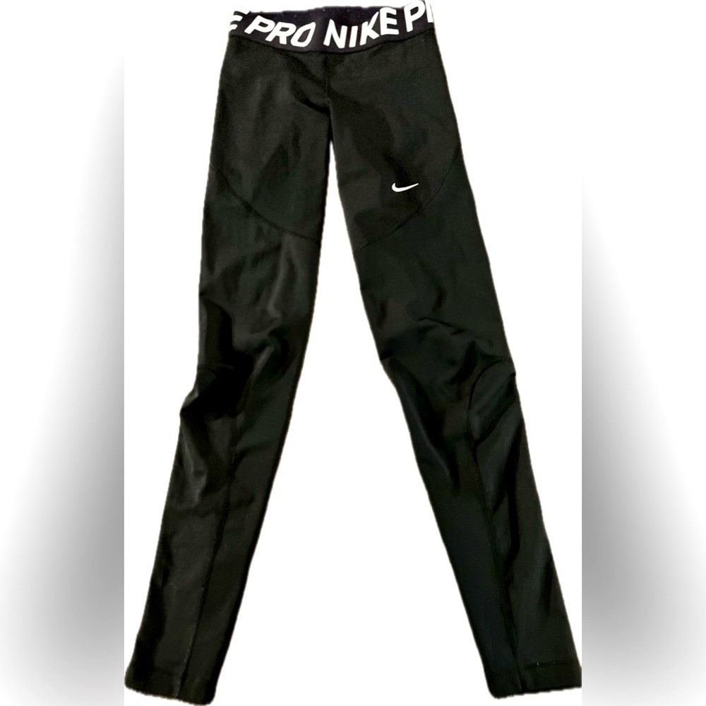 Women’s Nike dry fit athletic leggings, size small, black, stretch